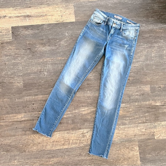 GUESS Curvy Sophia Skinny Jeans - Picture 1 of 9